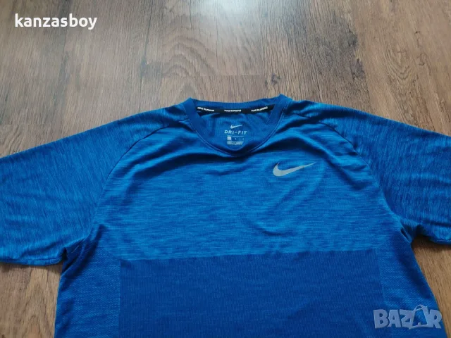 nike dri fit - страхотна мъжка тениска L ОТЛИЧНА, снимка 3 - Тениски - 55830016