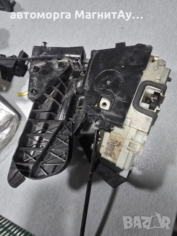 1697302135 Брава за задна лява врата Mercedes W164 / X164 ML / GL, снимка 2 - Части - 52294948