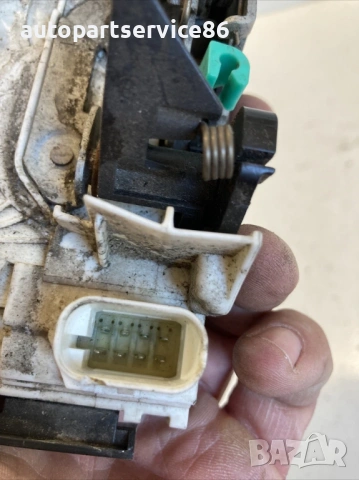 Брава Заключващ механизъм на задна лява врата за Jeep Compass 2.0 CRD (2009) P04589419AD, снимка 2 - Части - 53390598