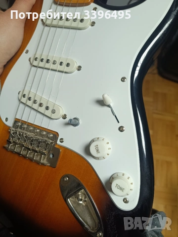 Squier classic vibe 60s Stratocaster sunburst , снимка 4 - Китари - 53458705