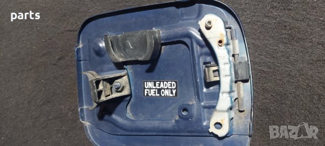 Врата Резервоар Лексус ИС200 - ИС300 N, снимка 3 - Части - 40014949