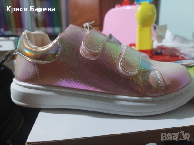 Маратонки от Sinsay, снимка 5 - Маратонки - 39479425