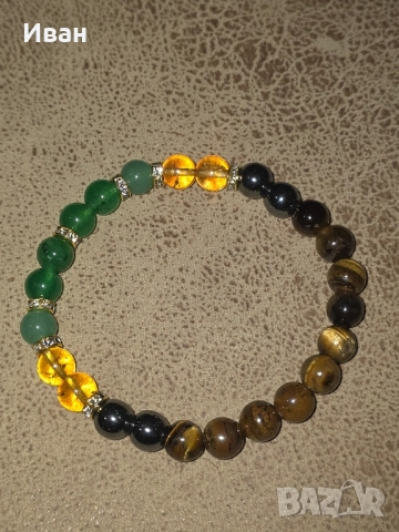 Гривна с естествени камъни 