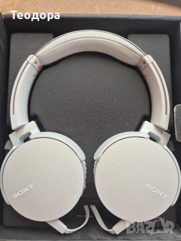Слушалки Sony MDR-XB550