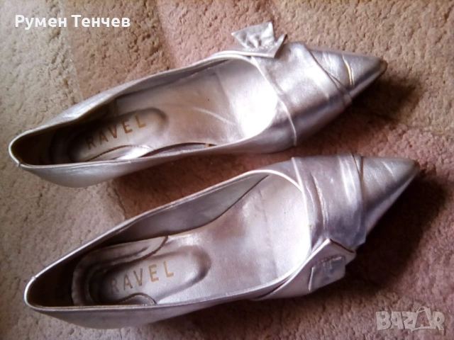Дамски обувки,,Ravel".Много добро състояние. Естествена кожа. 