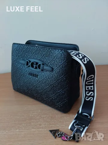 Guess ✨Дамски Чанти , снимка 13 - Чанти - 56239853