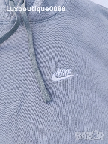 Чисто нов без етикет суичър Nike M, снимка 3 - Суичъри - 52159056