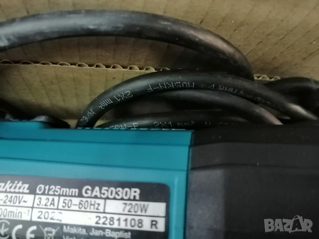 Ъглошлайф MAKITA GA5030R 125mm 720W, снимка 12 - Ъглошлайфи - 53871873