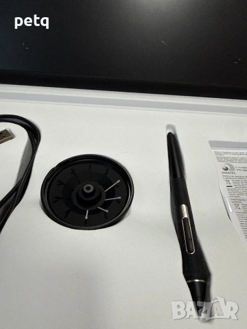 Графичен таблет Wacom Intuos Pro, снимка 5 - Таблети - 53364217