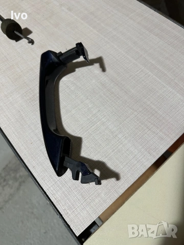 Cls W219 Лява Дръжка, снимка 3 - Части - 53694095