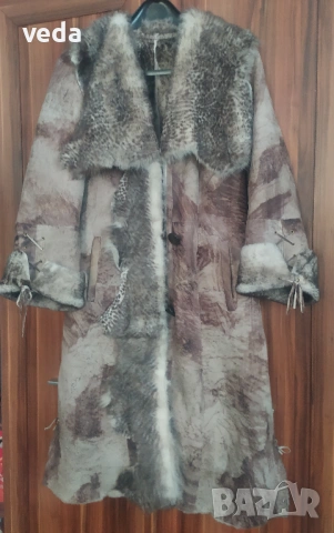 Италианско дизайнерско кожено палто фирма VIA VENETO - размер S, снимка 3 - Палта, манта - 53161411