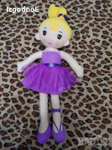 Голяма мека кукла балерина DOLL BLONDE ZEEMAN PURPLE DRESS DANCER 42 CM, снимка 8 - Кукли - 44559141