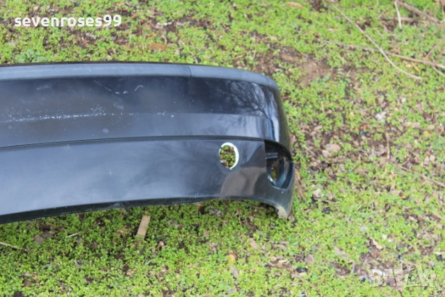 Задна броня черна Форд Фокус 1 хечбек Ford Focus 1, снимка 4 - Части - 53490903