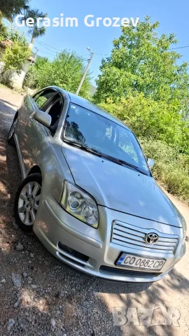 Тойота авенсис 2.2 150коня , снимка 8 - Автомобили и джипове - 55780960