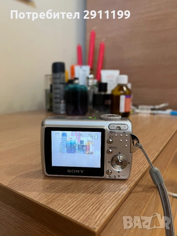 Фотоапарат Sony 6.0 Mp с подаръци, снимка 4 - Фотоапарати - 53869785
