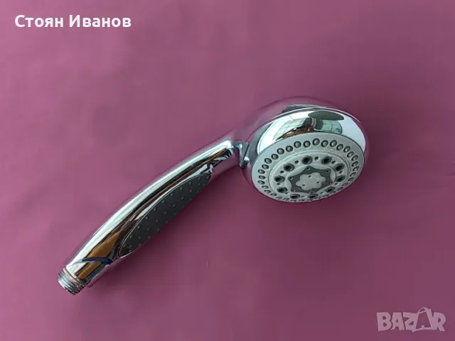 Душ слушалка със седем функции за разнообразно обливане и налягане