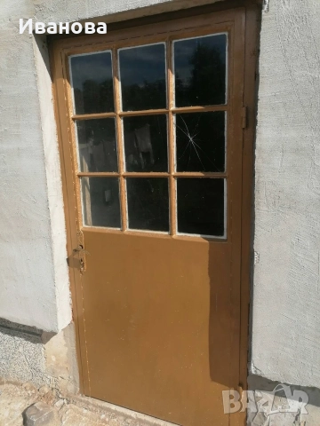 Метална врата с каса, снимка 2 - Входни врати - 52917899