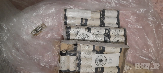 Макари, конци, ресни, копчета