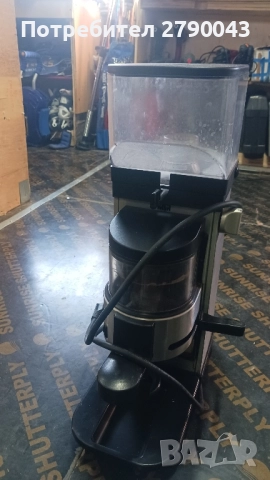 професионална кафемелачка , снимка 3 - Кафе машини - 52403898