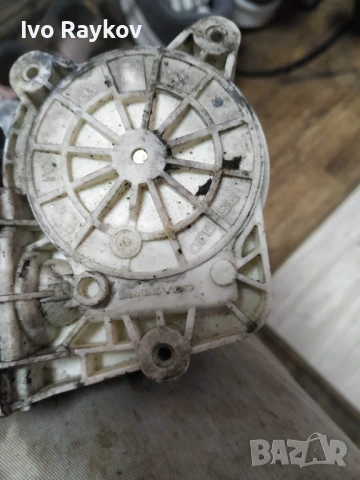 заден десен стъклоповдигач , HONDA Civic 8 , CM011810,605230 , снимка 7 - Части - 51223435