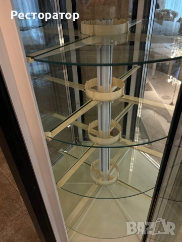 Хладилна Витрина за Торти и сладкарски изделия Въртяща, снимка 3 - Хладилници - 52750461
