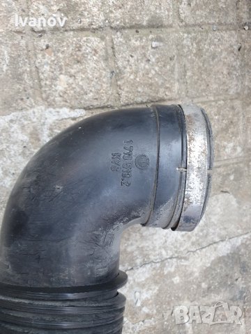 Въздуховод охлаждане на алтернатора капак ляв фар гофре бмв е34 м20