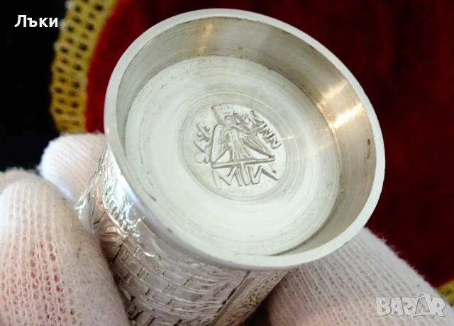 Чаша от калай с картини Бедният поет,Приятели от детството. , снимка 8 - Антикварни и старинни предмети - 51394932