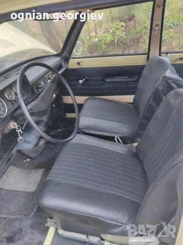 Продавам Вартбург 353 от 1970 година модел с пълна реставрация., снимка 12 - Автомобили и джипове - 53750263