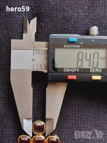 Прекрасен сребърен позлатен кръст с гранати, снимка 7 - Колиета, медальони, синджири - 49438588