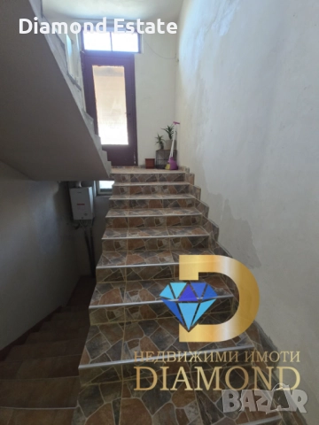 Първи и втори етаж от жилищна сграда в Димитровград, кв. Раковски, снимка 13 - Етаж от къща - 52415149