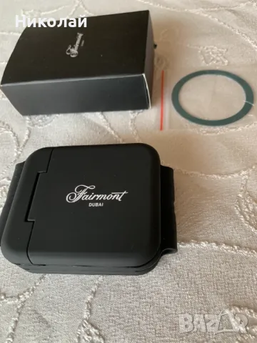 Безжично зарядно с комплект кабели BOLERO @memorii 2 в 1 - черно, брандирано Fairmont Dubai, ново, снимка 7 - Оригинални зарядни - 48269427