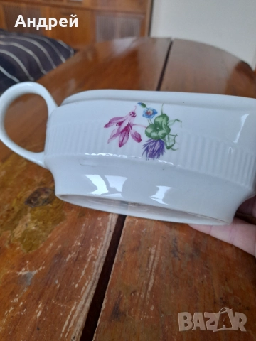 Стара порцеланова сосиера #9, снимка 4 - Други ценни предмети - 52100973