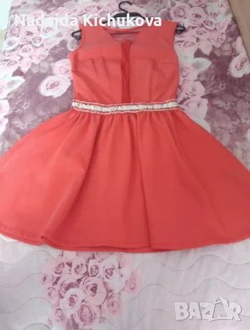 Дамска рокля. Отговаря на S размер. Цена-8 лв.