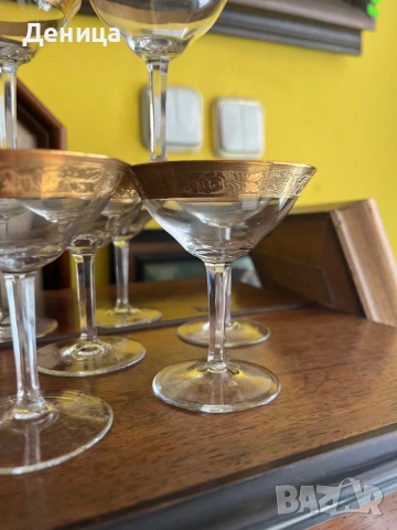 Обожавам ги 🥰 Бонбонски кристални чаши с любима форма и широк,гравиран златен кант и във вътрешност, снимка 13 - Чаши - 53742606