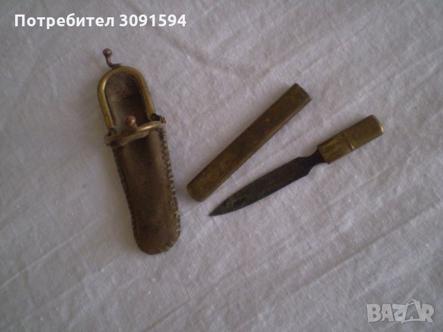 Антикварен предмет пила за нокти в метална кутия и кожен калъф, снимка 4 - Колекции - 33832187