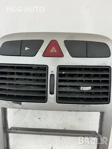 Средна Конзола, Централна Конзола за Пежо, Peugeot 307, снимка 4 - Части - 49828600