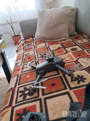 Дрон с безчеткови мотори и сензор за препятствия (OAS) - Като нов, снимка 7 - Художествена литература - 53755033