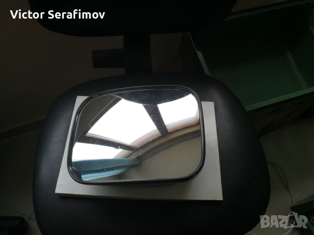 Огледало универсално 22см. х 16см.