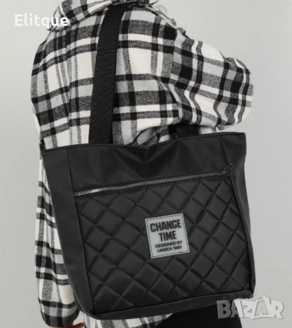 Удобна елегантна капитонирана чанта 30х30см