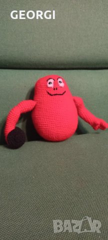 Плетен на една кука Барбадан - амигуруми , червен на цвят с една гира, снимка 4 - Плюшени играчки - 35990192