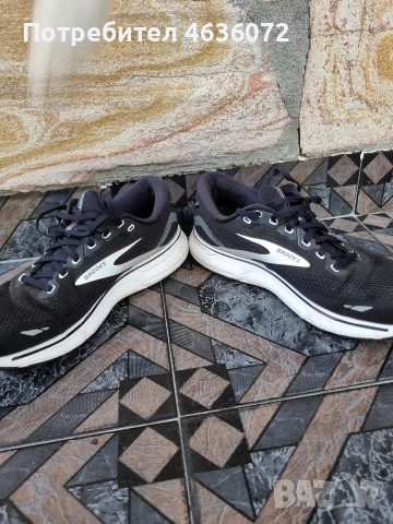Brooks Ghost 15 Black/White, снимка 3 - Спортни обувки - 52720610