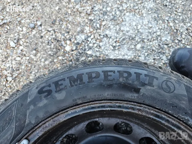 4 броя зимни Uniroyal, Semperit , снимка 5 - Гуми и джанти - 48093122