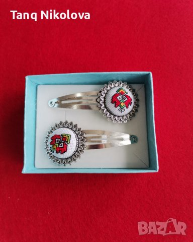 Фибички с ръчна бродерия.