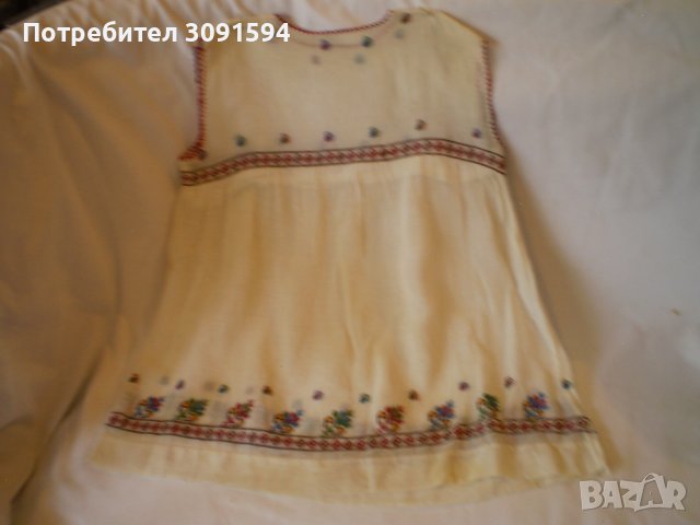 Ретра детска рокля ръчноо бродирана копринен кенар, снимка 2 - Антикварни и старинни предмети - 41335078