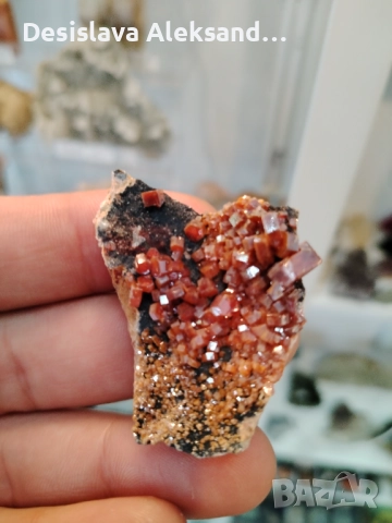 Ванадинит от Мароко , снимка 2 - Колекции - 51542543