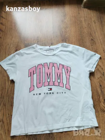 Tommy Hilfiger Contrast Varsity Logo - страхотна юношеска тениска 164см., снимка 7 - Детски тениски и потници - 50432679