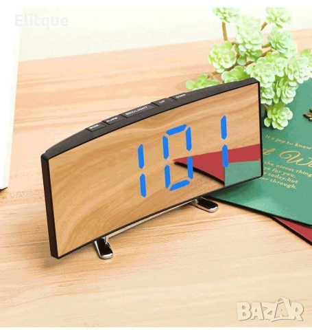 Мултифункционален настолен електронен часовник, снимка 7 - Стенни часовници - 52863057