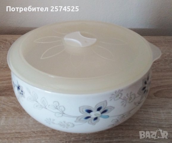 Три американски порцеланови купички с капак, снимка 3 - Кутии за храна - 41920018