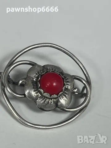 Винтидж сребърна брошка с корал , снимка 3 - Колиета, медальони, синджири - 49893859