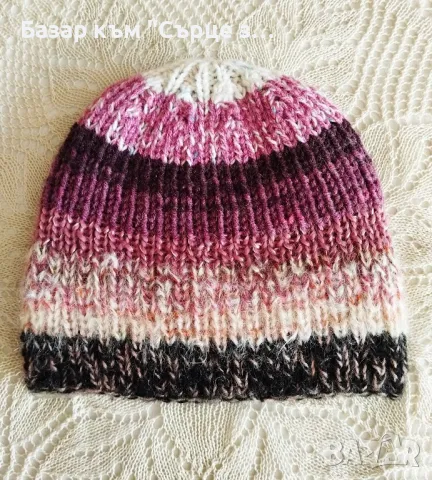 Ръчно плетени вълнени шапки, шалче, ленти, снимка 4 - Шапки - 43827905